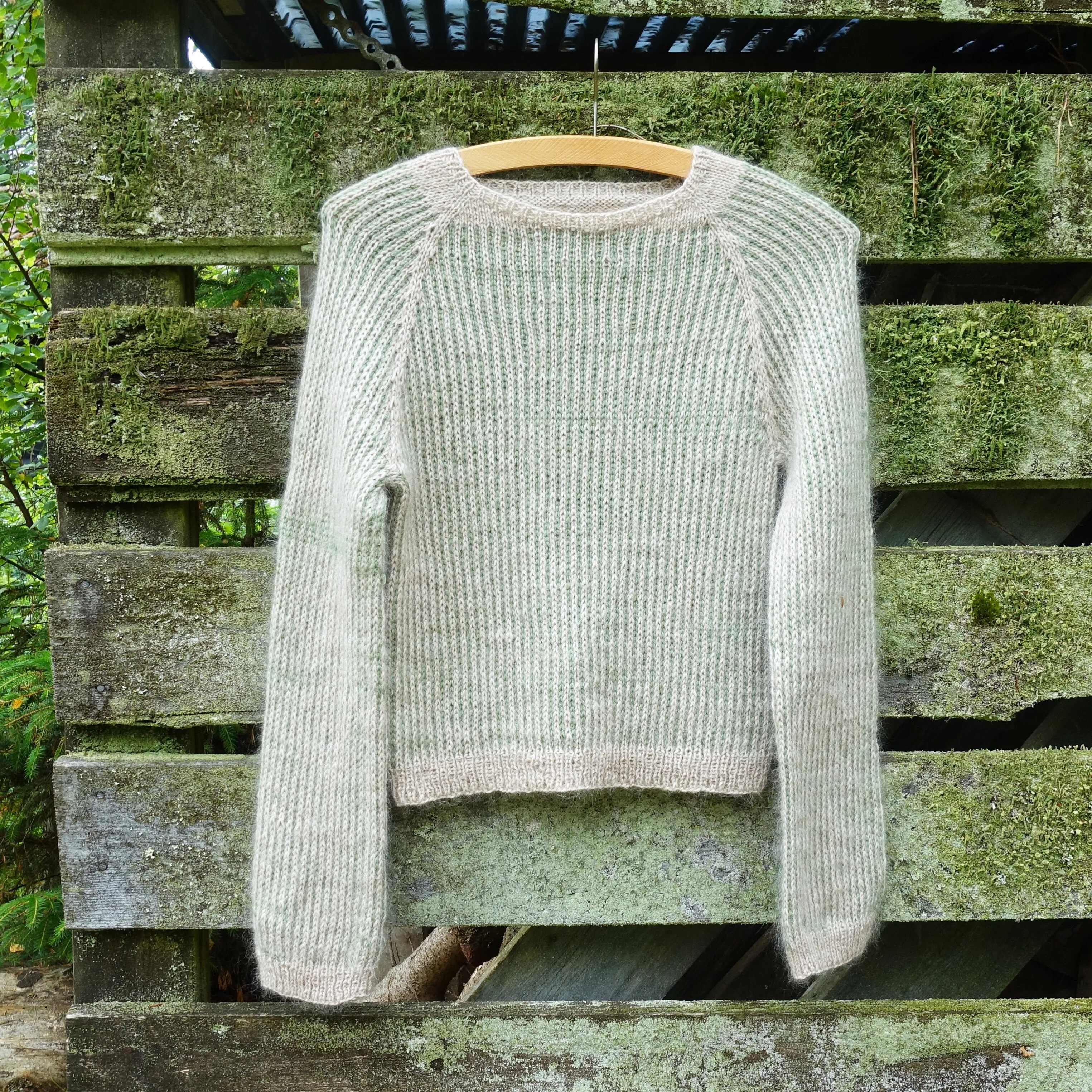 Alvine Sweater (DK)