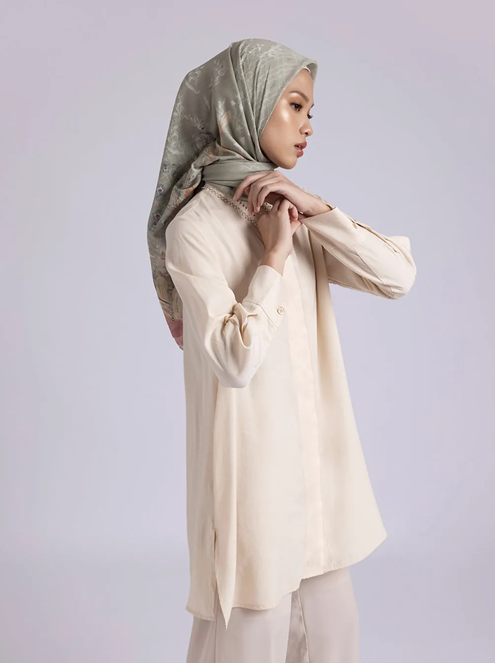 AMARI SLIM FIT TUNIC PLAIN BUTTERCREAM