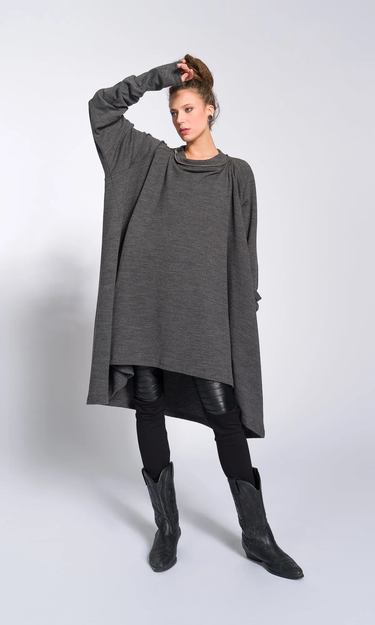 Asymmetric Detachable Collar Knit Tunic