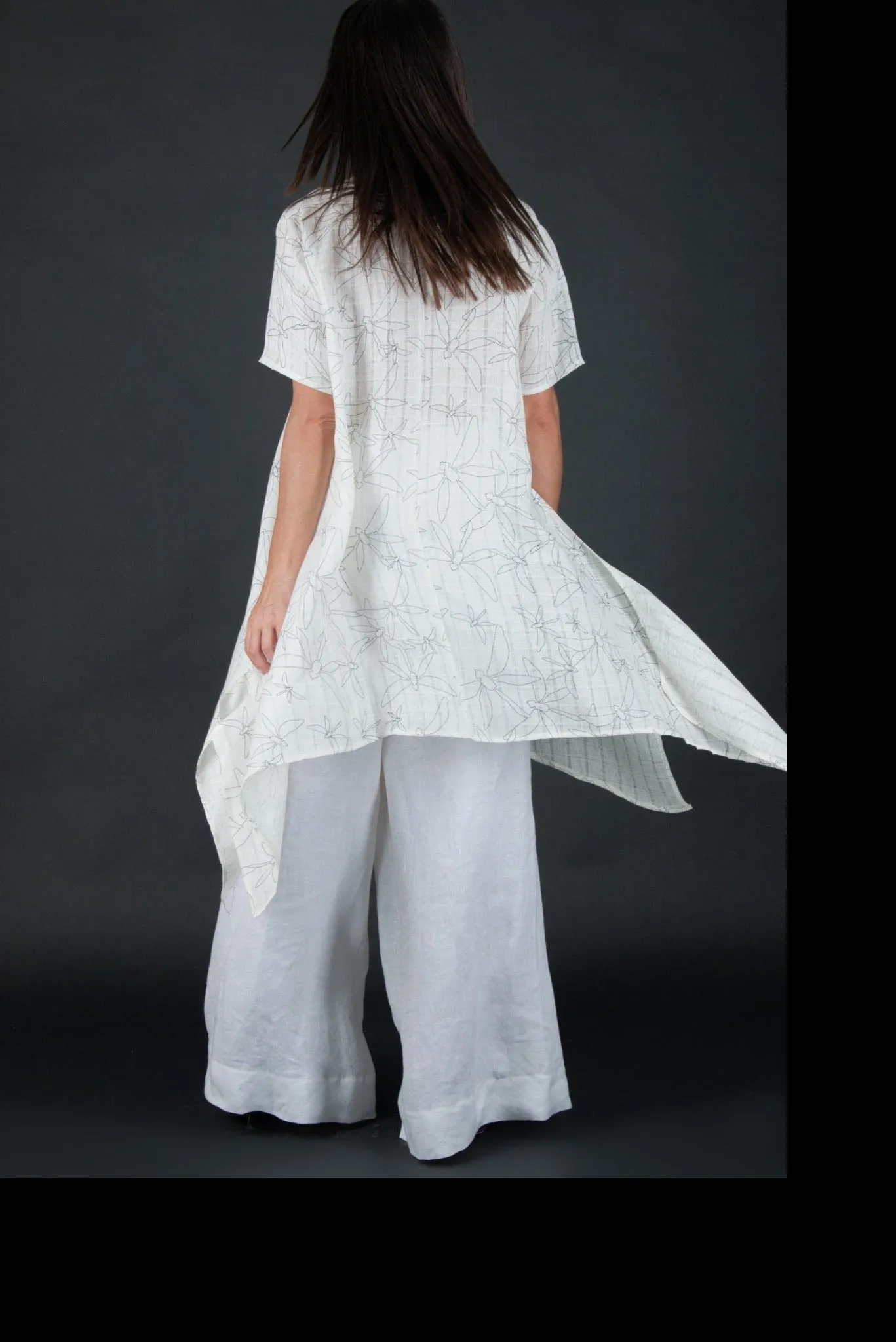 CAROLINE Off White Linen Tunic