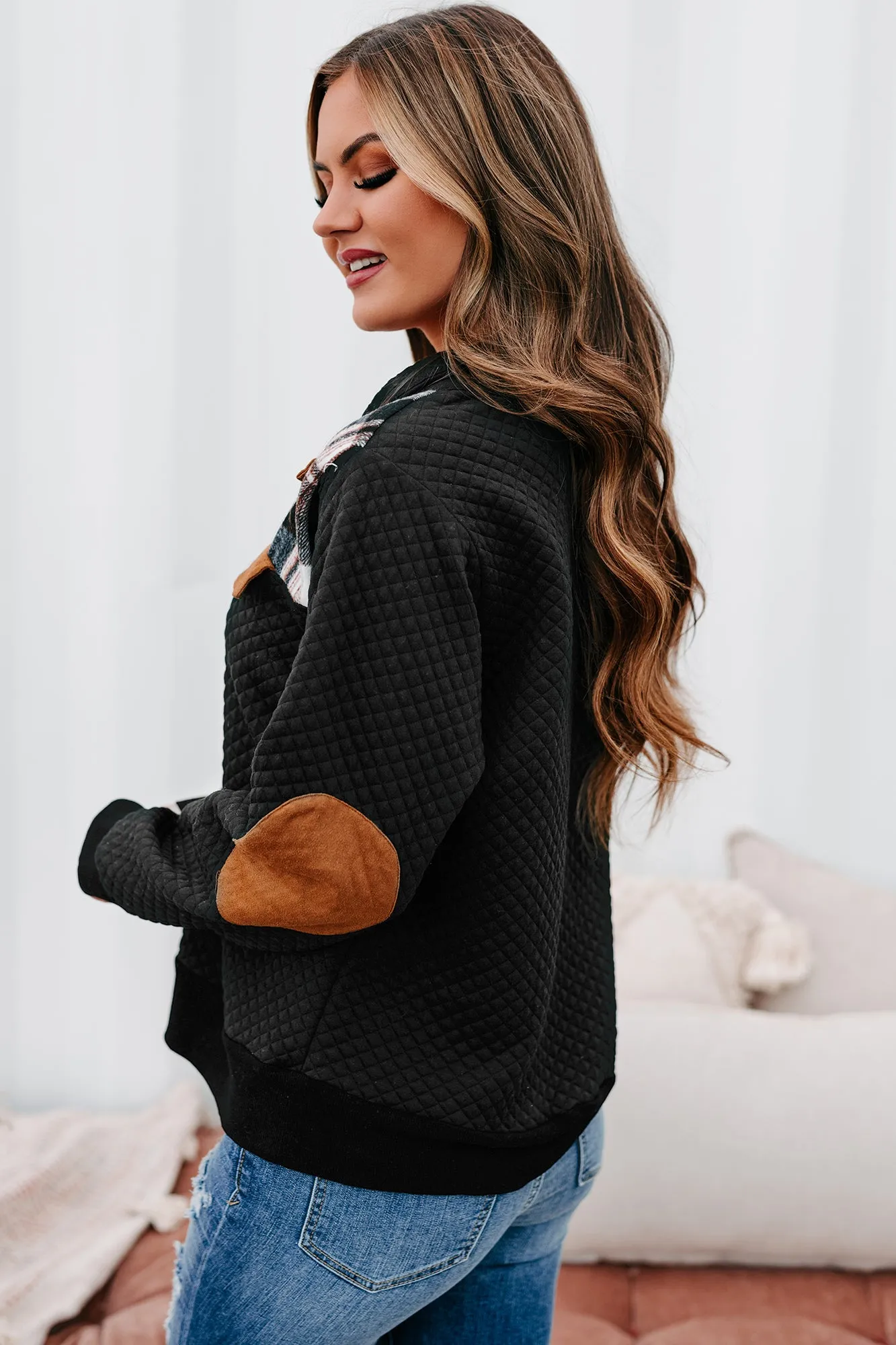 Game Day Quilted Plaid Pullover (Black)