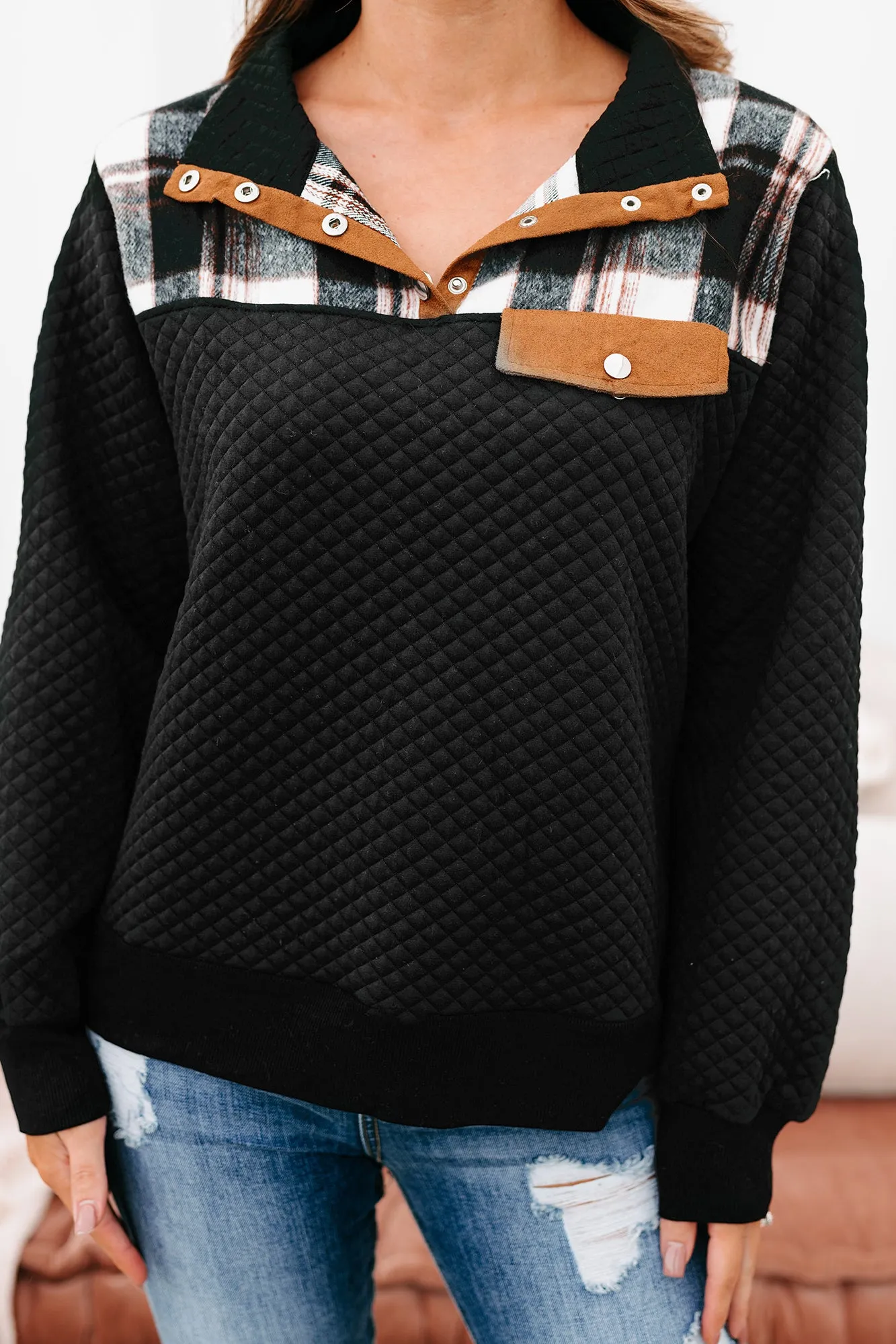 Game Day Quilted Plaid Pullover (Black)