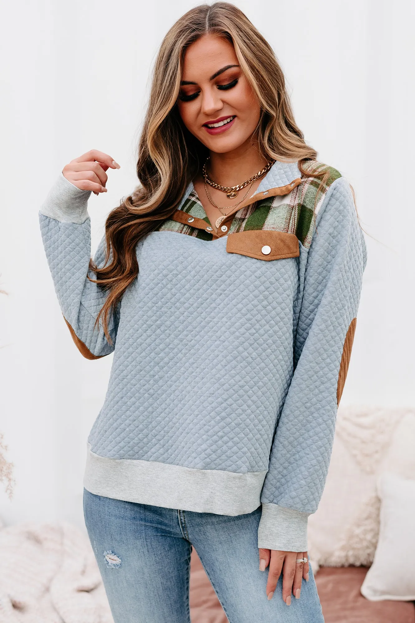 Game Day Quilted Plaid Pullover (Grey)