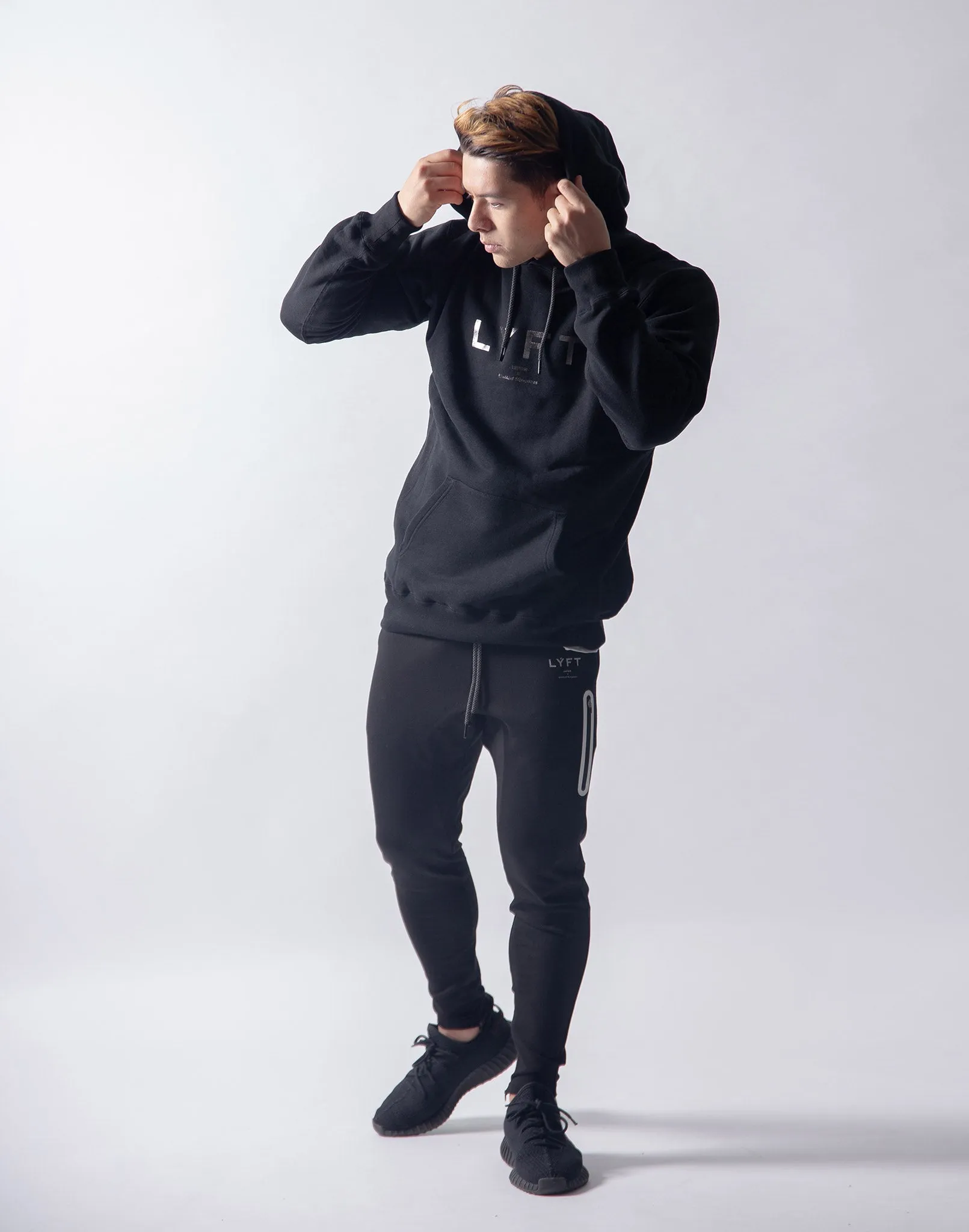 LÝFT Sweat Pullover - Black