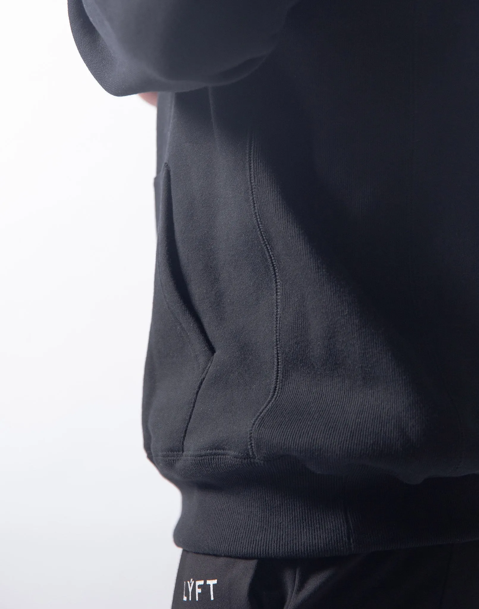 LÝFT Sweat Pullover - Black