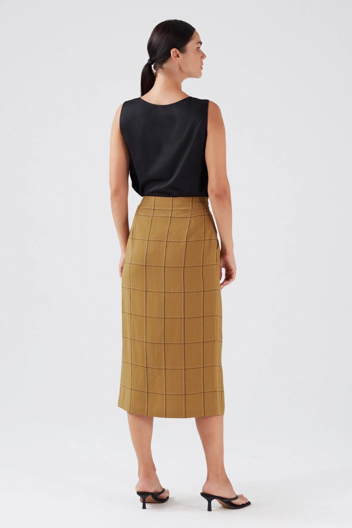 MODERN MIDI SKIRT IN CHECKS