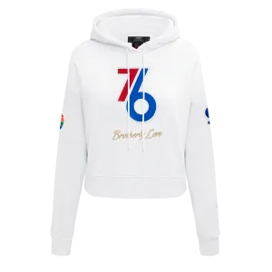 NBA PHILADELPHIA 76ERS CITY EDITION 24-25 WOMEN'S FLC CROPPED PO HOODI (WHITE)