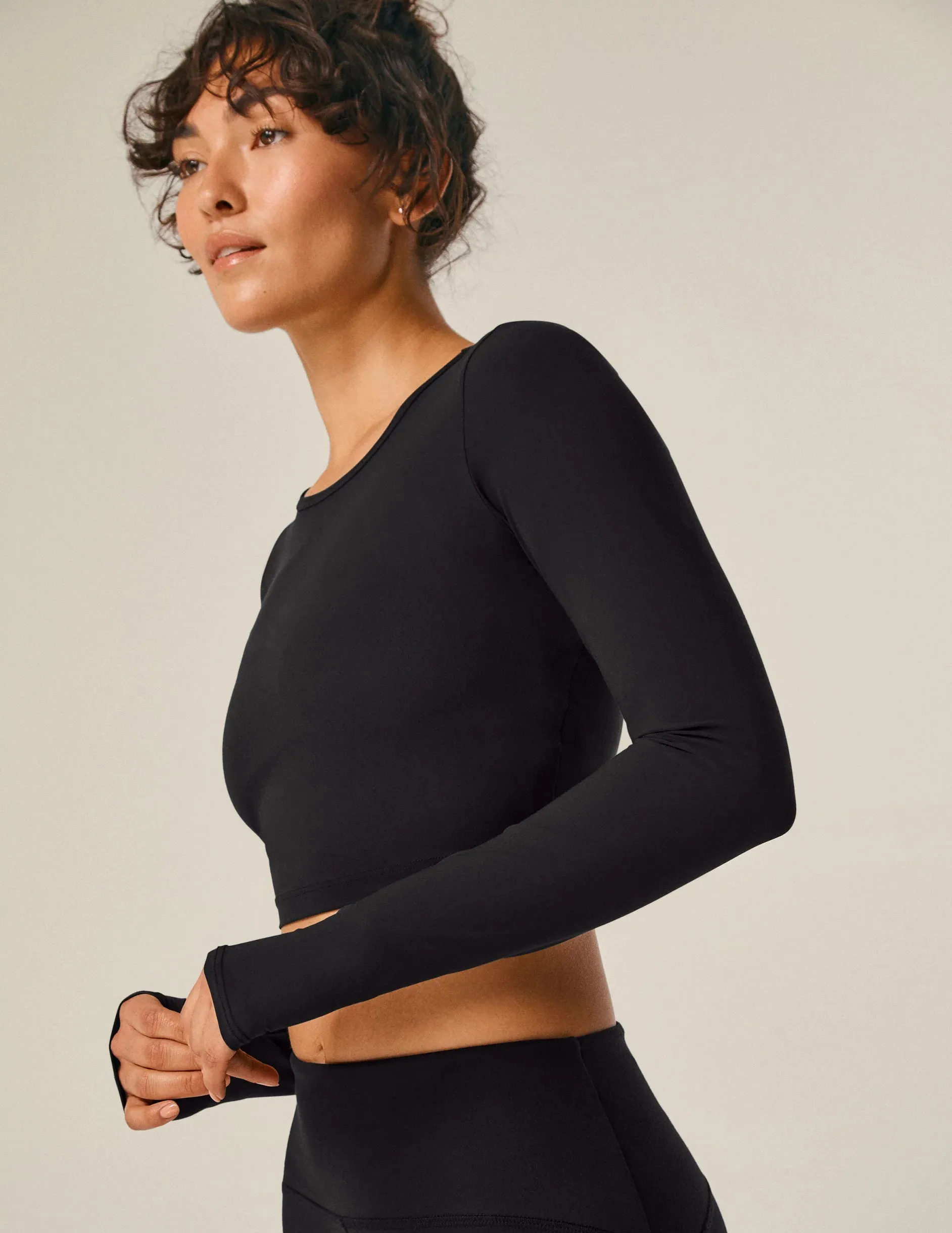 POWERBEYOND™ Lite Cardio Cropped Pullover