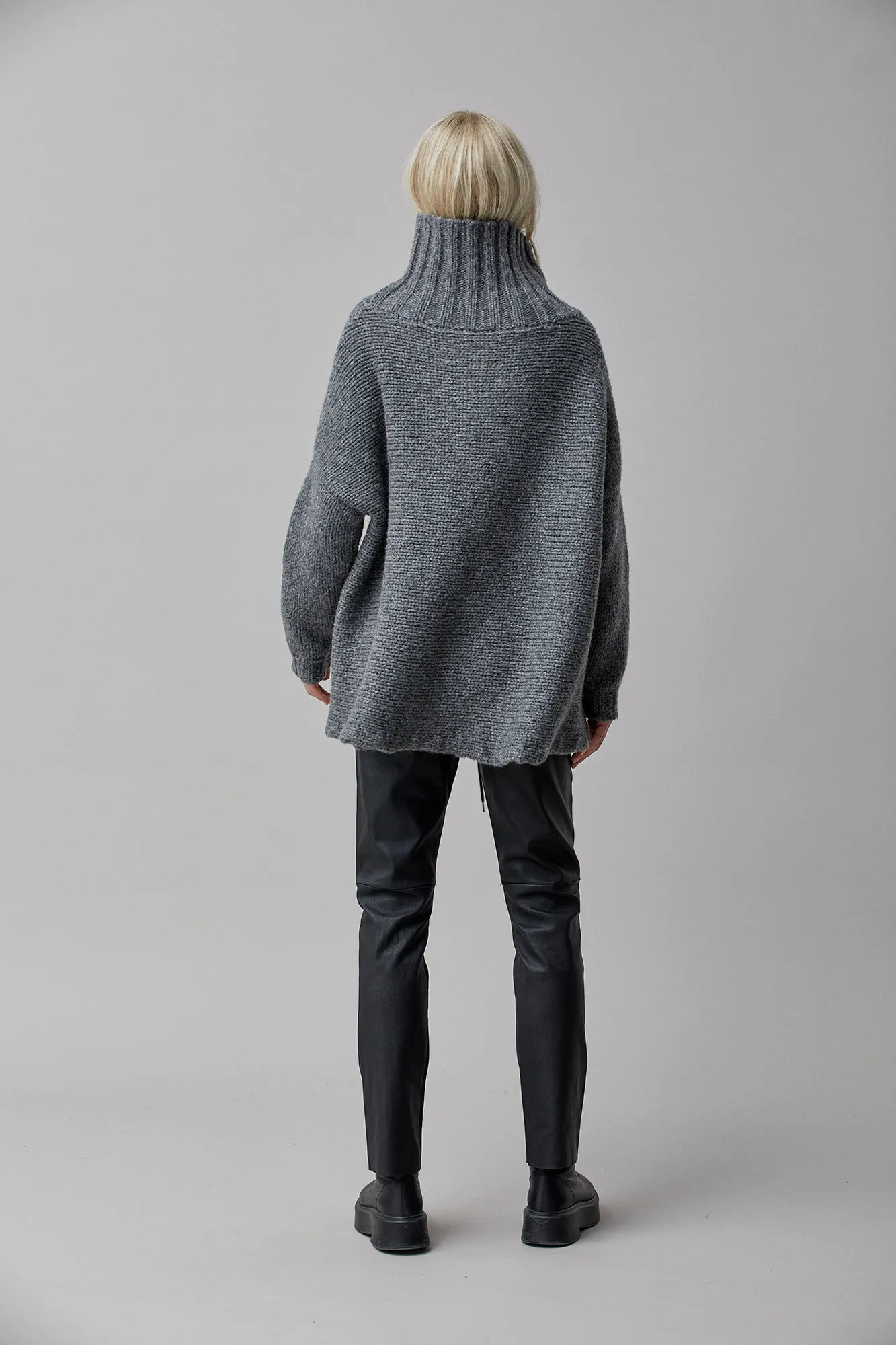 Pullover wool