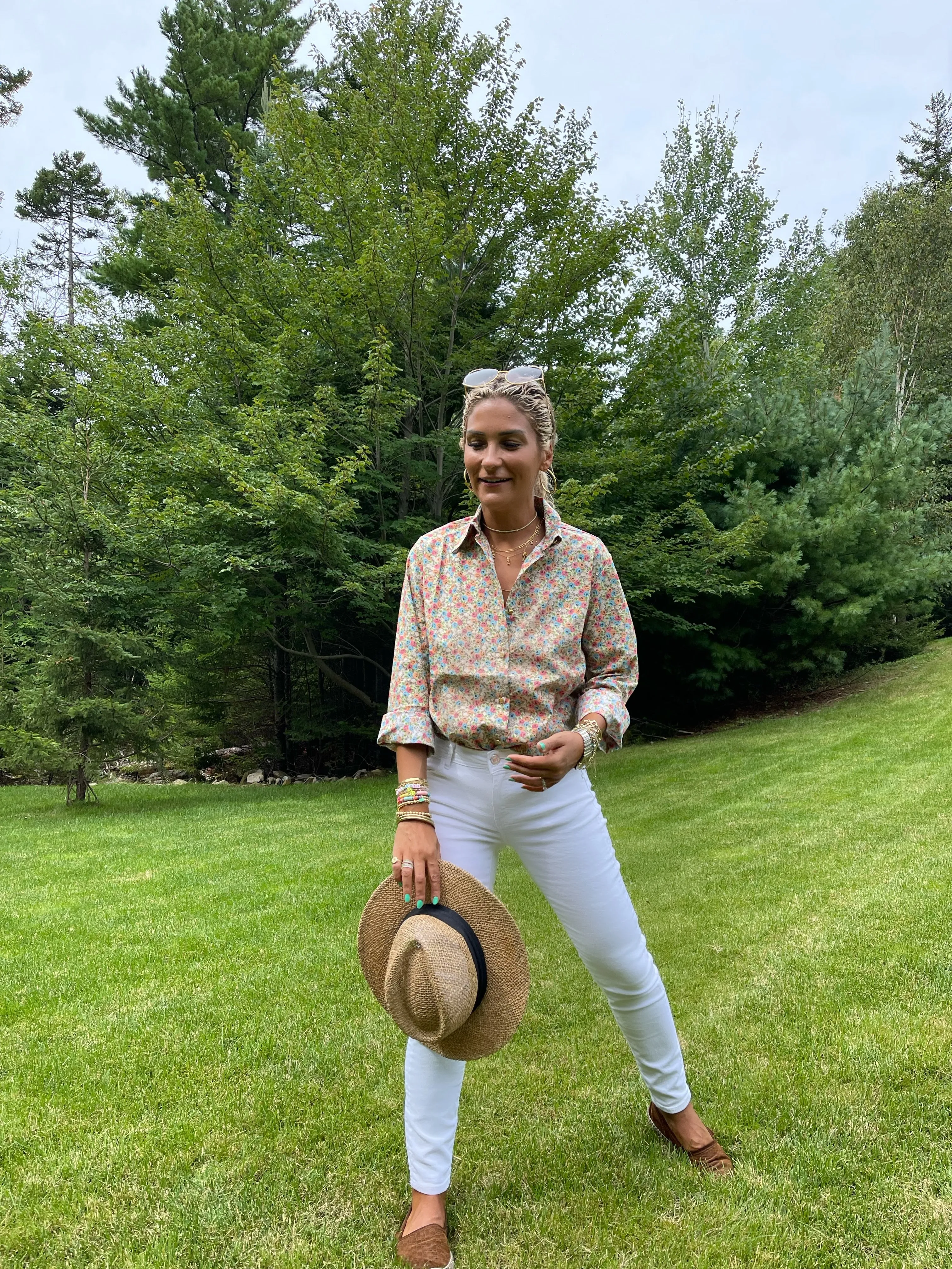 The Boyfriend Shirt in Beige/Grey