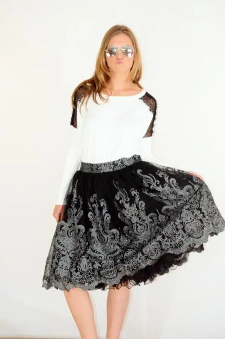 US 10 - Black Baroque Style Midi Skirt